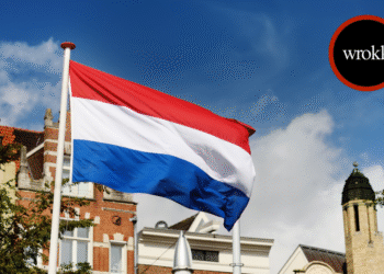 هولندا